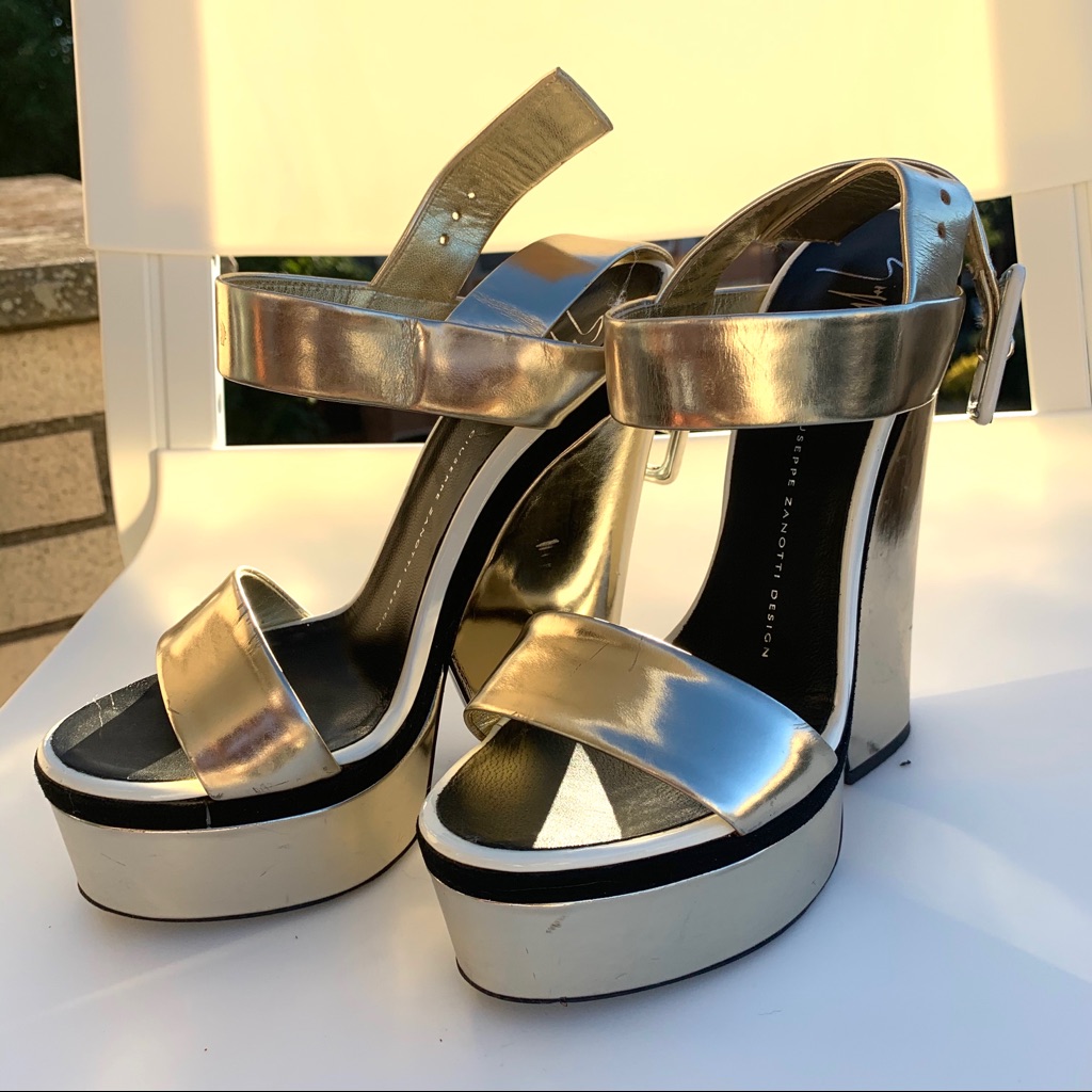 Giuseppe Zanotti Giuseppe Zanotti